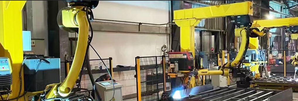 Hvad gør løfteborde afgørende for sikrere og hurtigere materialehåndtering?